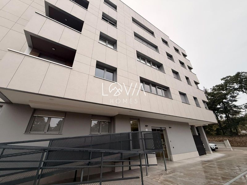 Garaje en venta Avilés, Asturias. Ref: 3426. LOVIA HOMES