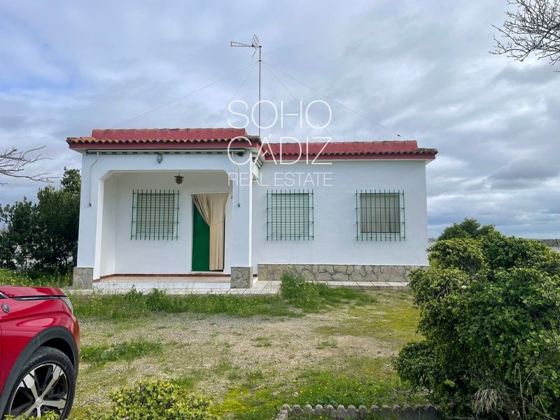 Chalet Independiente en venta Chiclana de la Frontera, Cádiz. Ref: 1052. SohoCádiz Real Estate