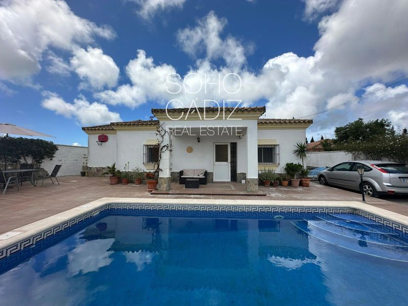 Chalet Independiente en venta Chiclana de la Frontera, Cádiz. Ref: 1226. SohoCádiz Real Estate