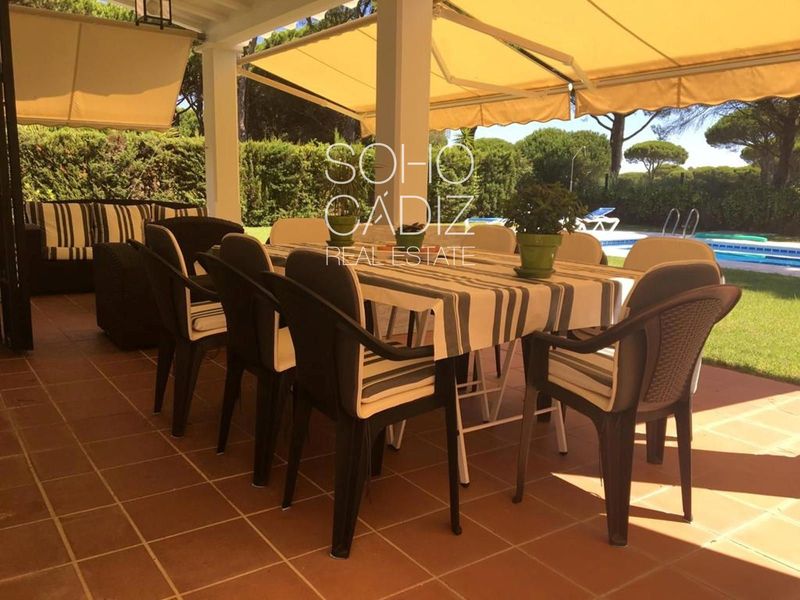 Chalet Independiente en alquiler Chiclana de la Frontera, Cádiz. Ref: 1270. SohoCádiz Real Estate