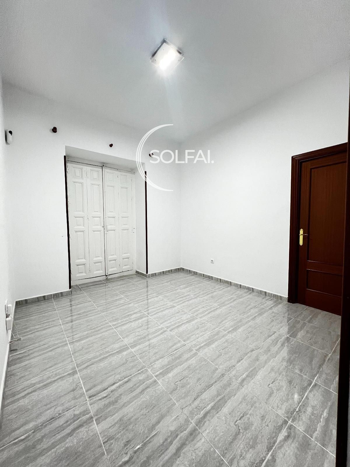 Vivienda de gran tamaño en pleno centro de Madrid - Foto 2