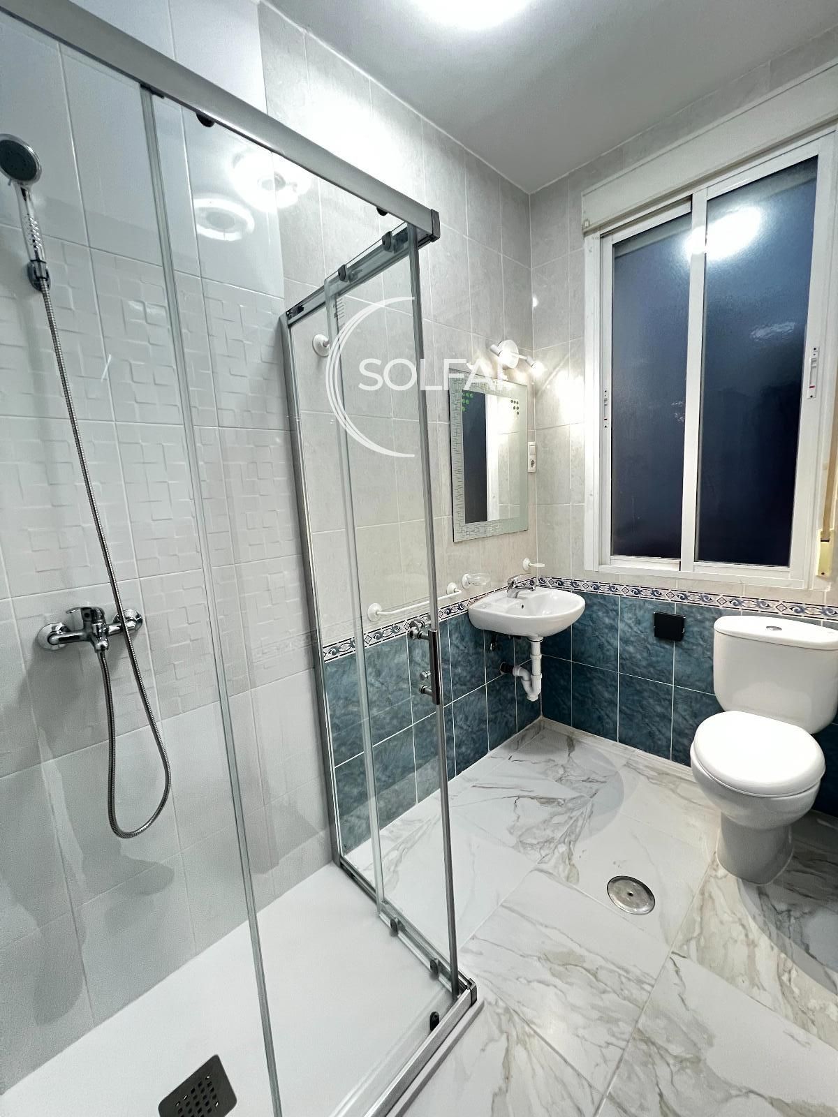 Vivienda de gran tamaño en pleno centro de Madrid - Foto 16