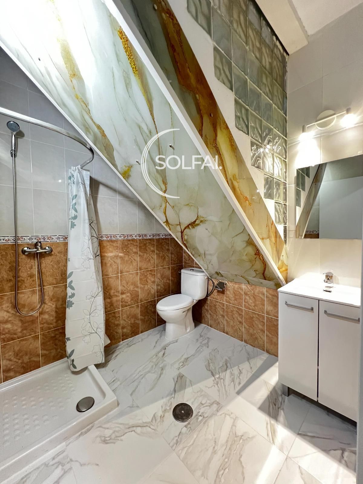 Vivienda de gran tamaño en pleno centro de Madrid - Foto 18