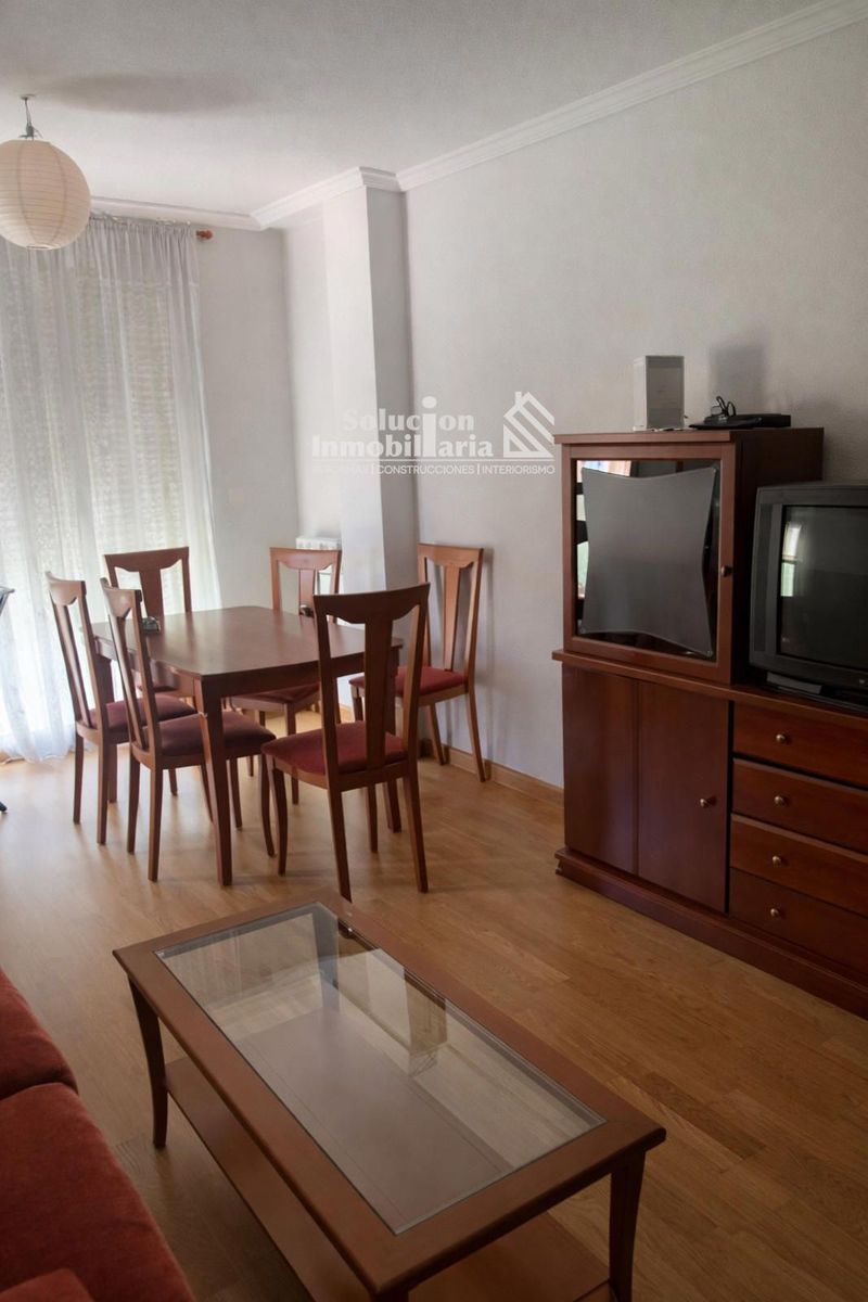 Flat em aluguel Salamanca. Ref: 3774. Solución Inmobiliaria