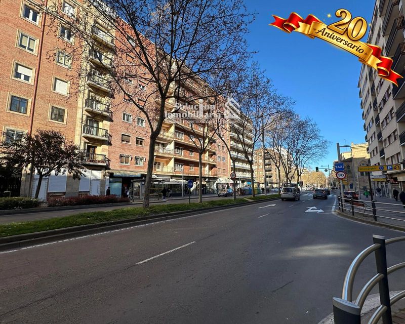 Local Comercial em aluguel Salamanca. Ref: 3787. Solución Inmobiliaria
