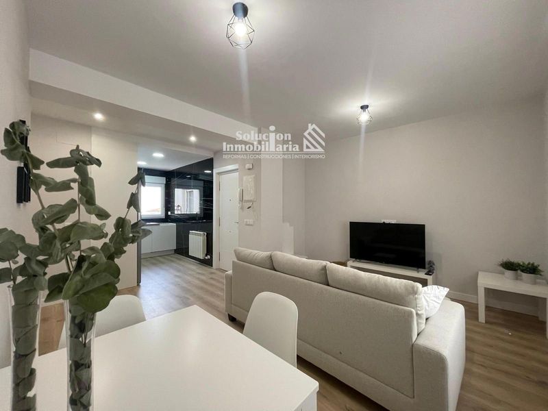 Flat em aluguel Salamanca. Ref: 3791. Solución Inmobiliaria