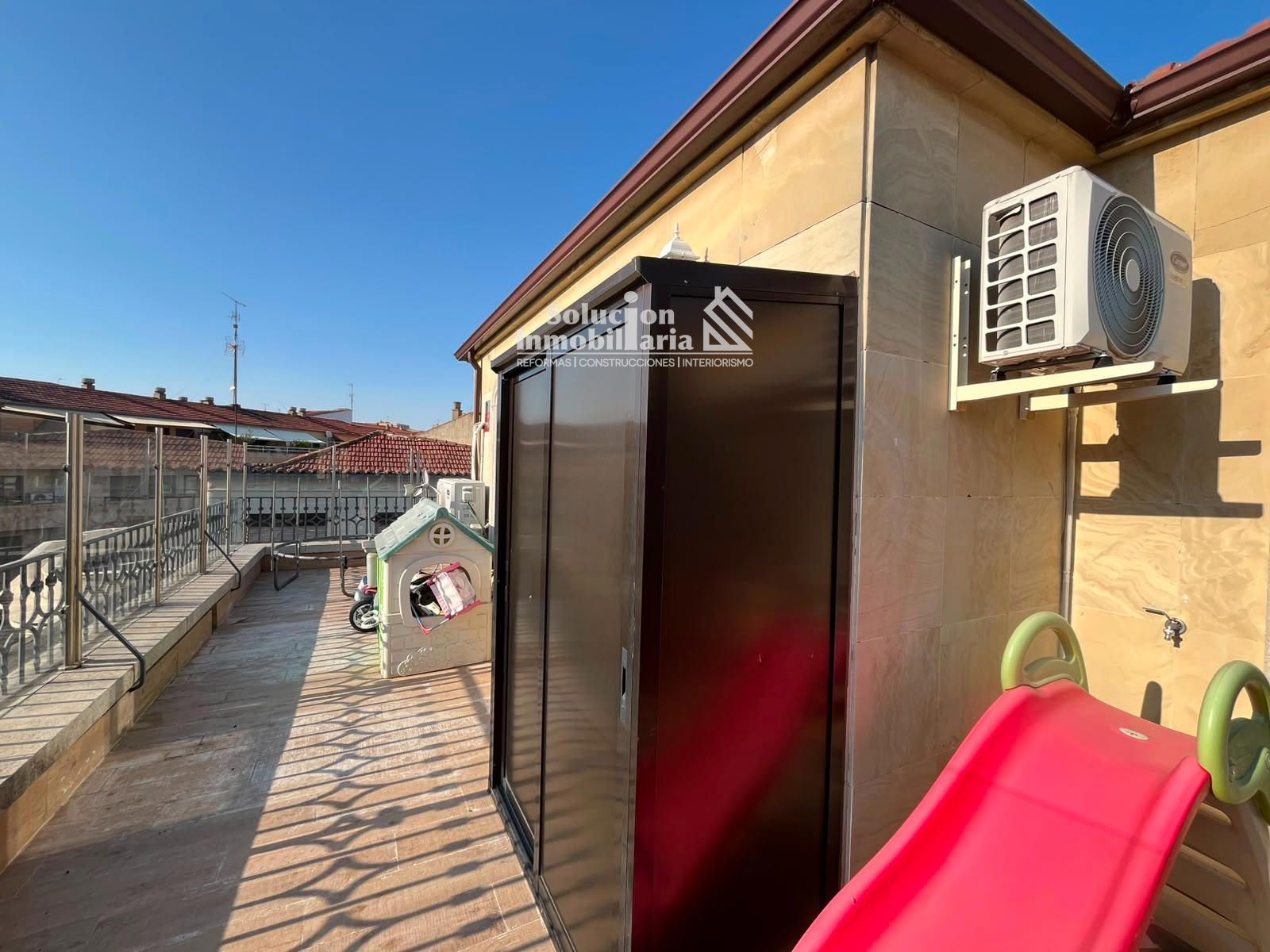 ¡¡ESPECTACULAR ÁTICO CON TERRAZA DE 100 m² EN CALLE CALEROS – CENTRO DE SALAMANCA!! - Foto 8
