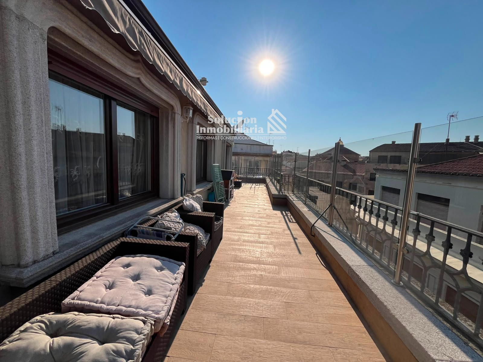 ¡¡ESPECTACULAR ÁTICO CON TERRAZA DE 100 m² EN CALLE CALEROS – CENTRO DE SALAMANCA!! - Foto 5