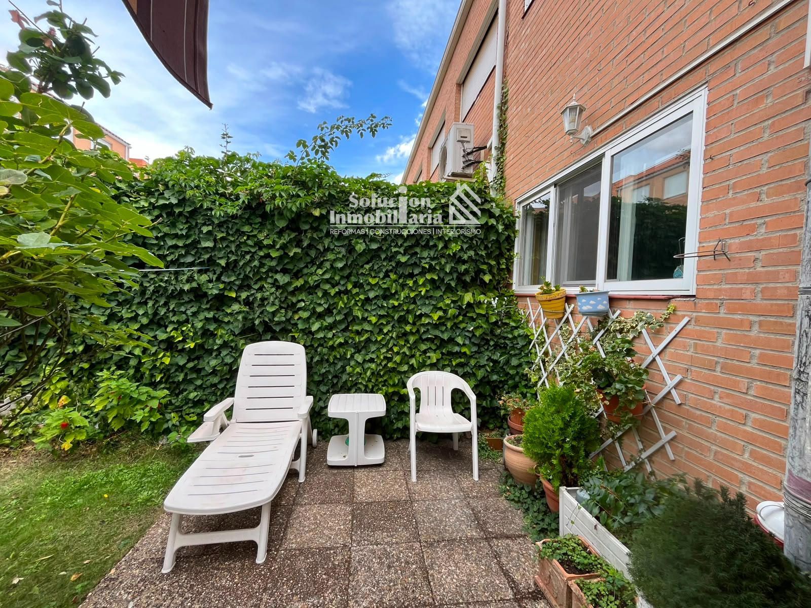 🏡 Chalet en venta en Calle Pintor Celso Lagar🌳🚗 - Foto 6