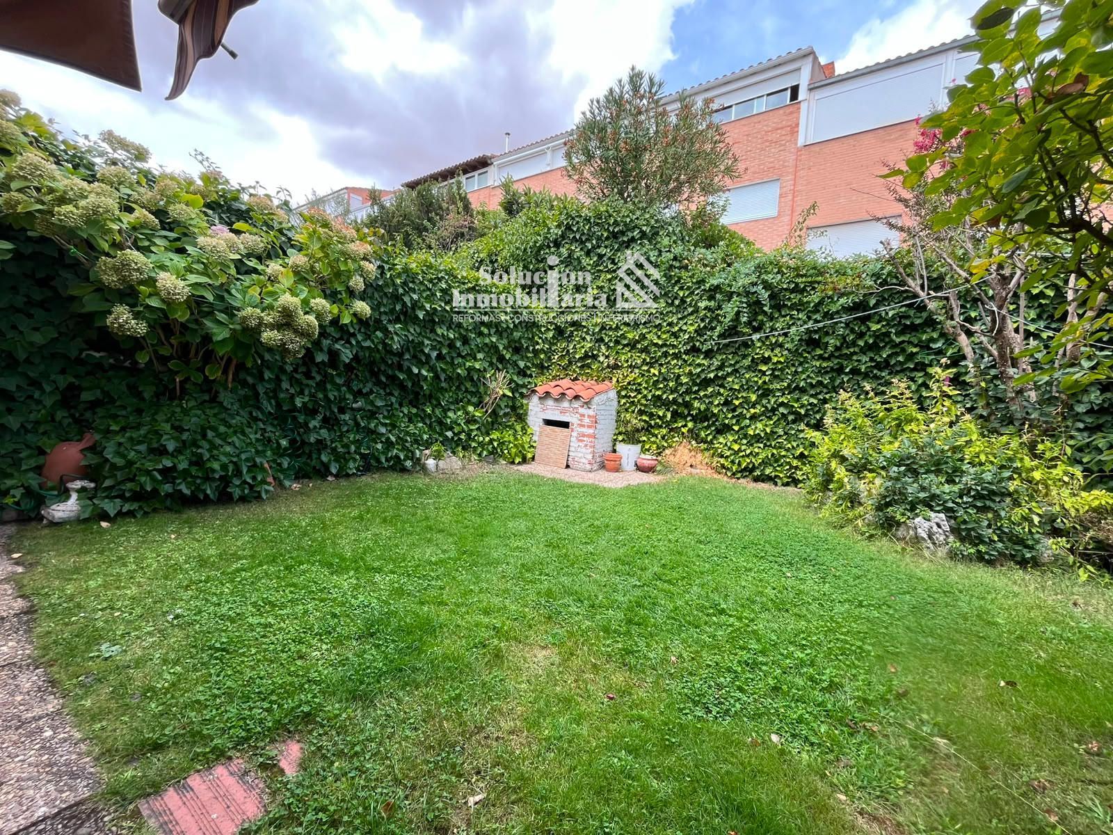 🏡 Chalet en venta en Calle Pintor Celso Lagar🌳🚗 - Foto 5