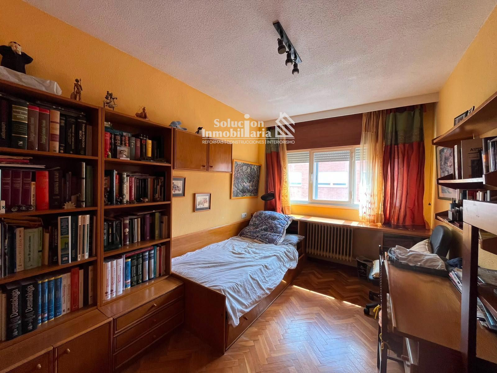 🏡 Chalet en venta en Calle Pintor Celso Lagar🌳🚗 - Foto 23
