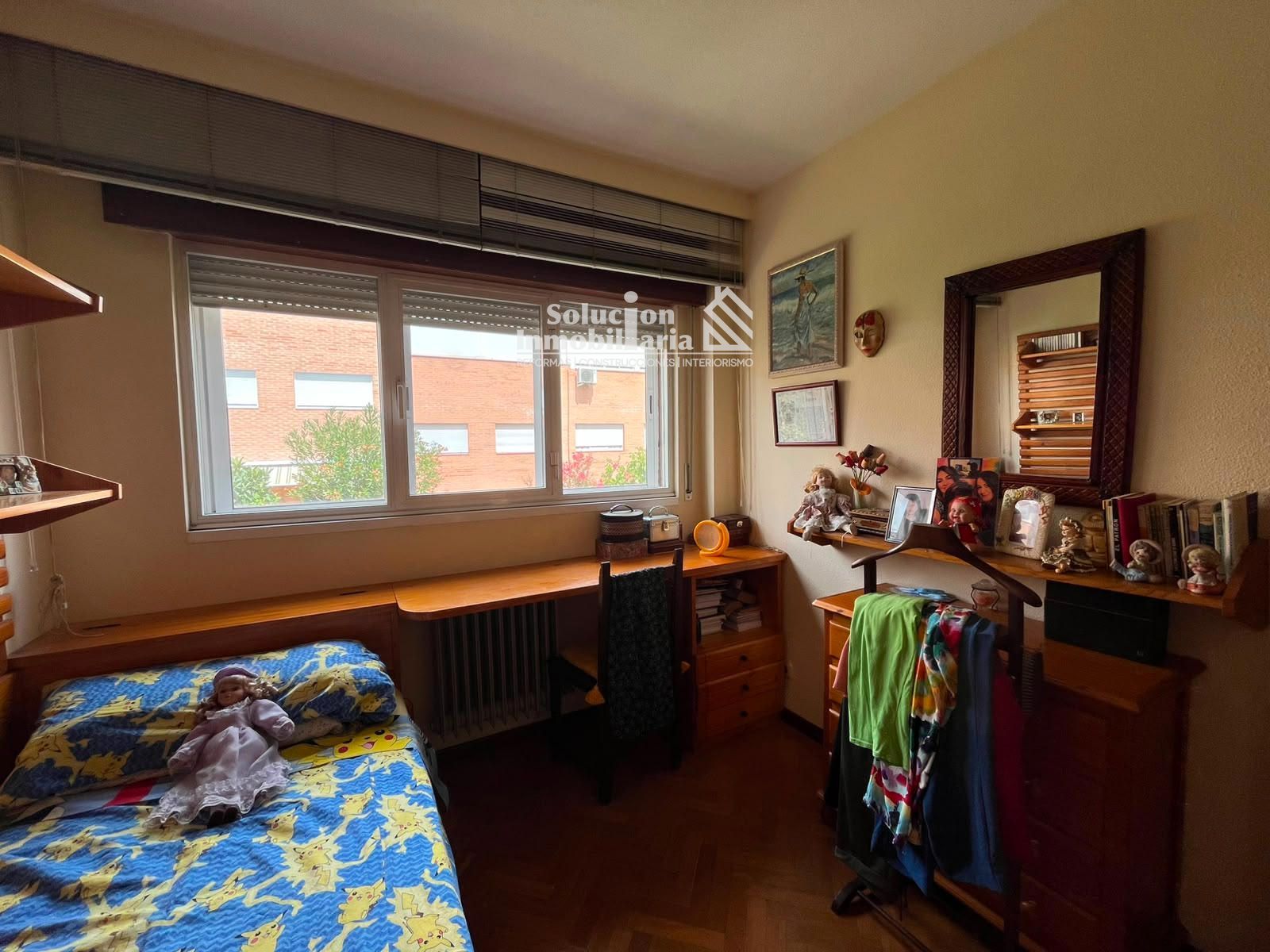 🏡 Chalet en venta en Calle Pintor Celso Lagar🌳🚗 - Foto 28