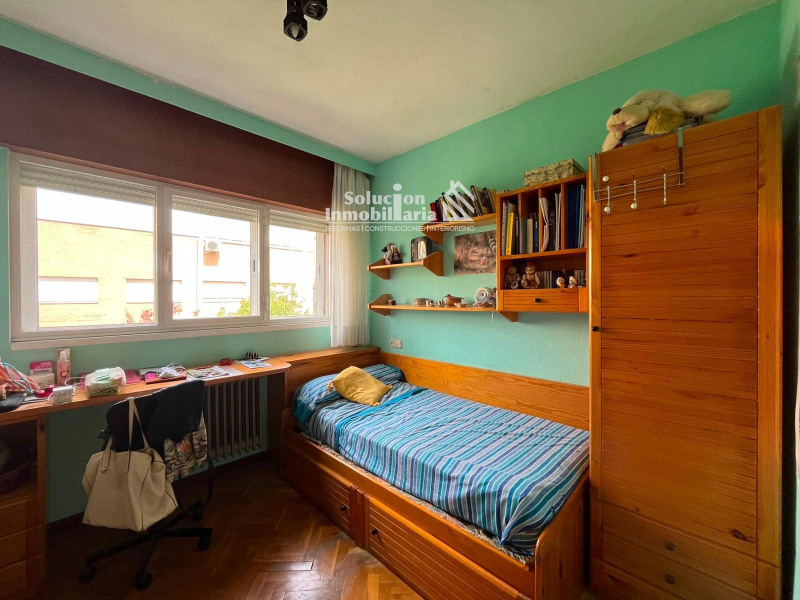 🏡 Chalet en venta en Calle Pintor Celso Lagar🌳🚗 - Foto 29