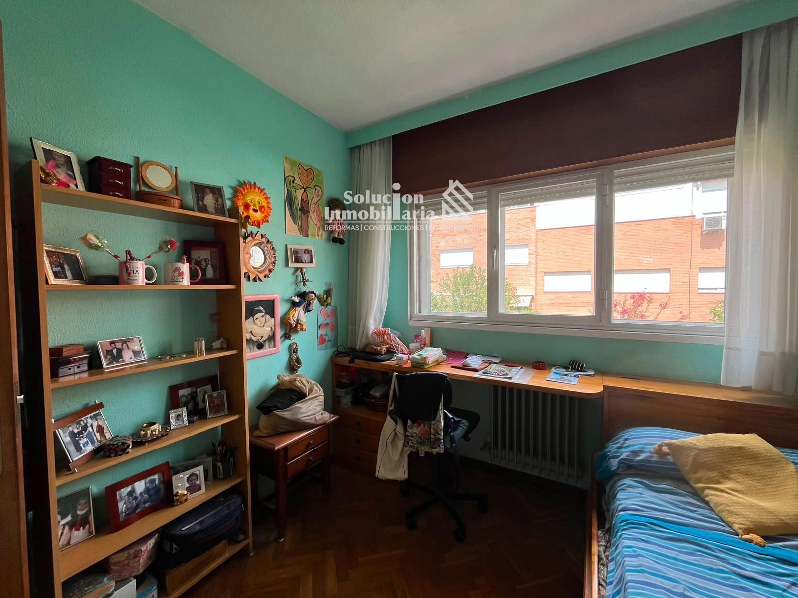 🏡 Chalet en venta en Calle Pintor Celso Lagar🌳🚗 - Foto 32