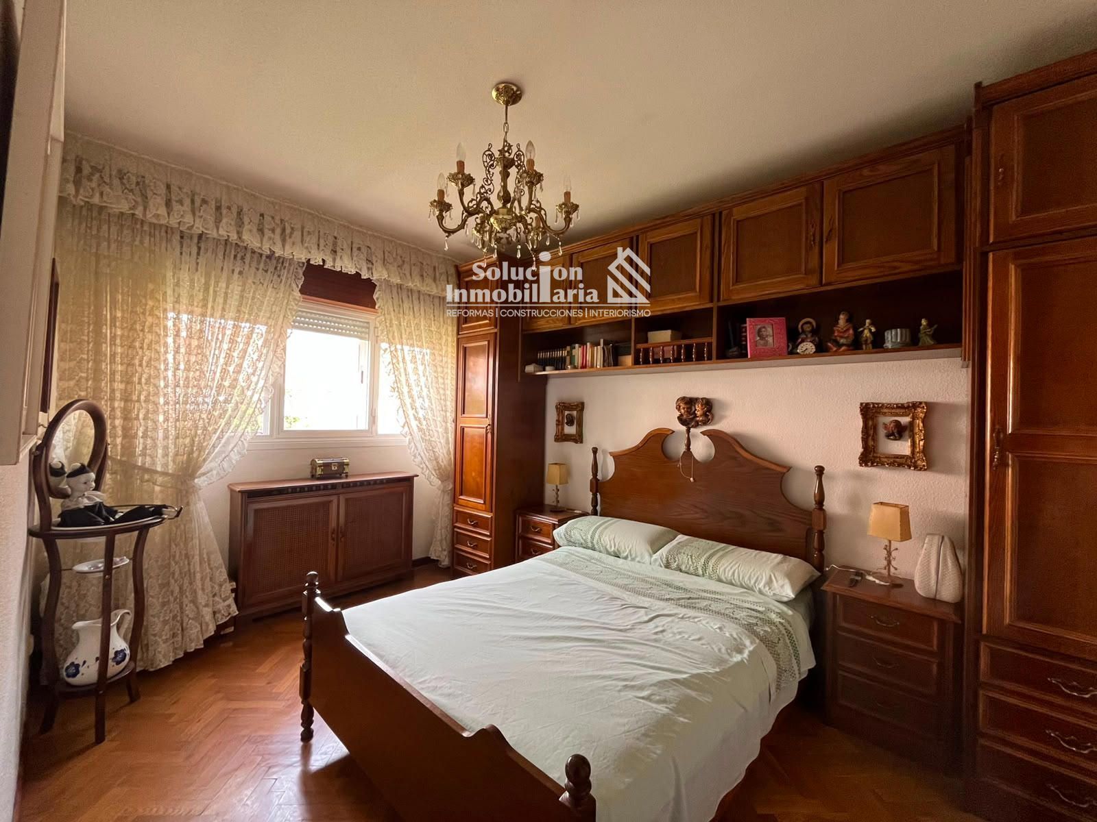 🏡 Chalet en venta en Calle Pintor Celso Lagar🌳🚗 - Foto 31