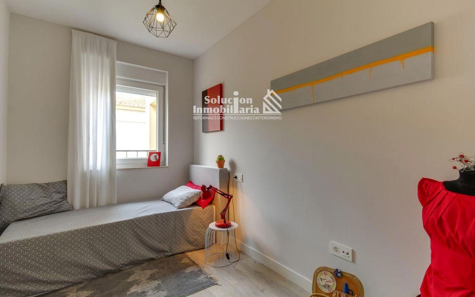 ÚNICA CASA CON REFORMA PREMIUN Y ALTAS CALIDADES EN EL BARRIO DE LA VEGA - Foto 12