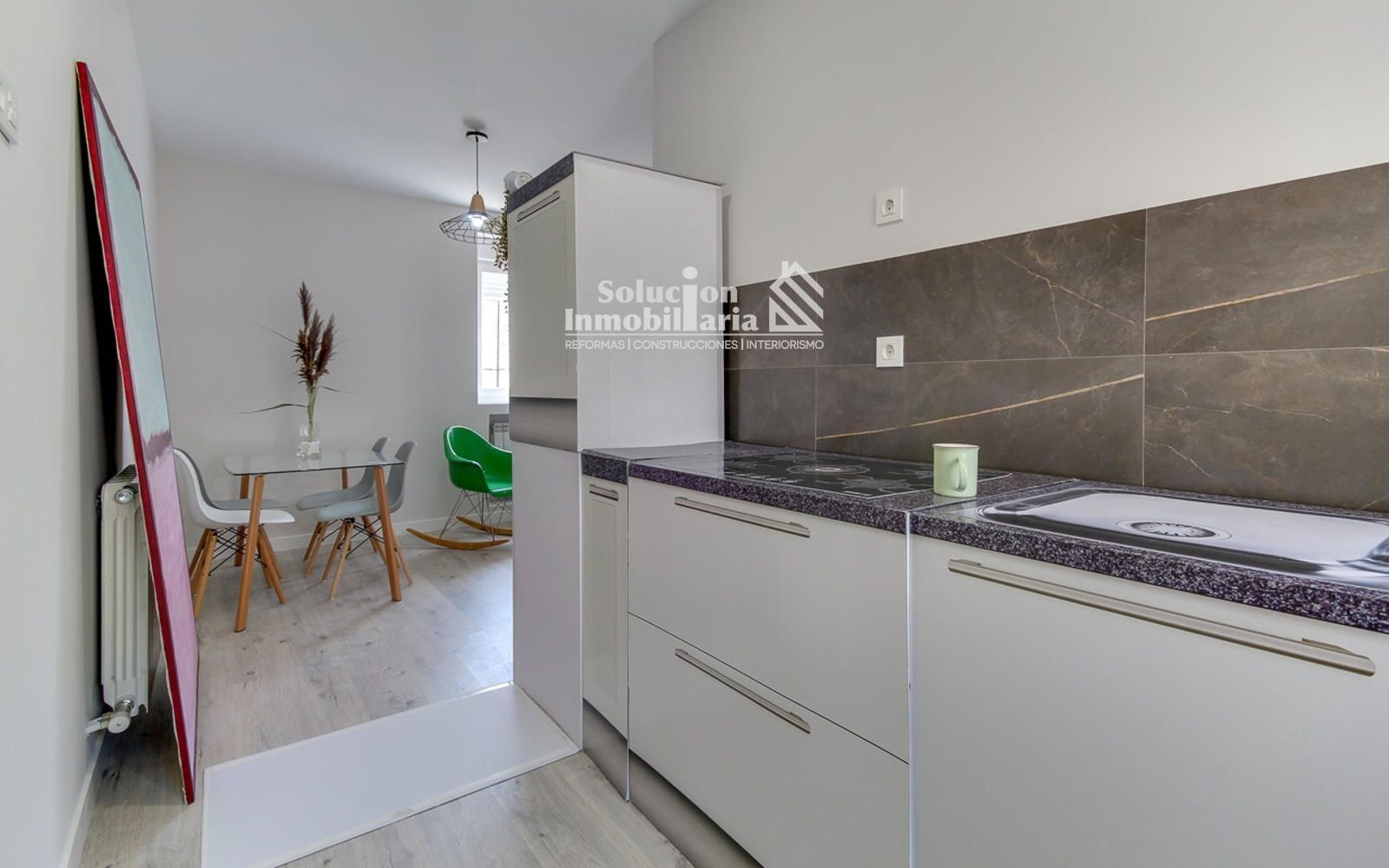 ÚNICA CASA CON REFORMA PREMIUN Y ALTAS CALIDADES EN EL BARRIO DE LA VEGA - Foto 6