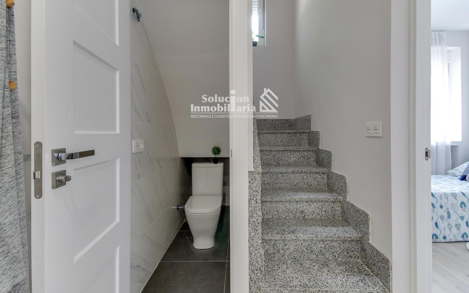 ÚNICA CASA CON REFORMA PREMIUN Y ALTAS CALIDADES EN EL BARRIO DE LA VEGA - Foto 20