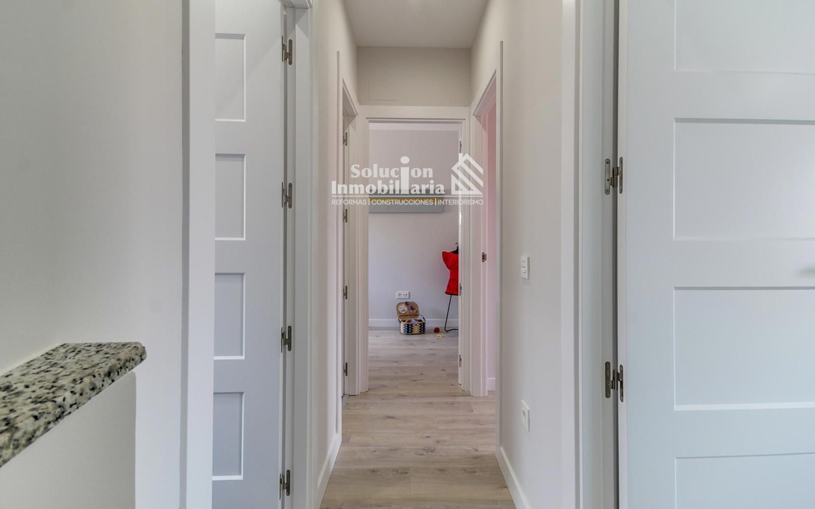 ÚNICA CASA CON REFORMA PREMIUN Y ALTAS CALIDADES EN EL BARRIO DE LA VEGA - Foto 24