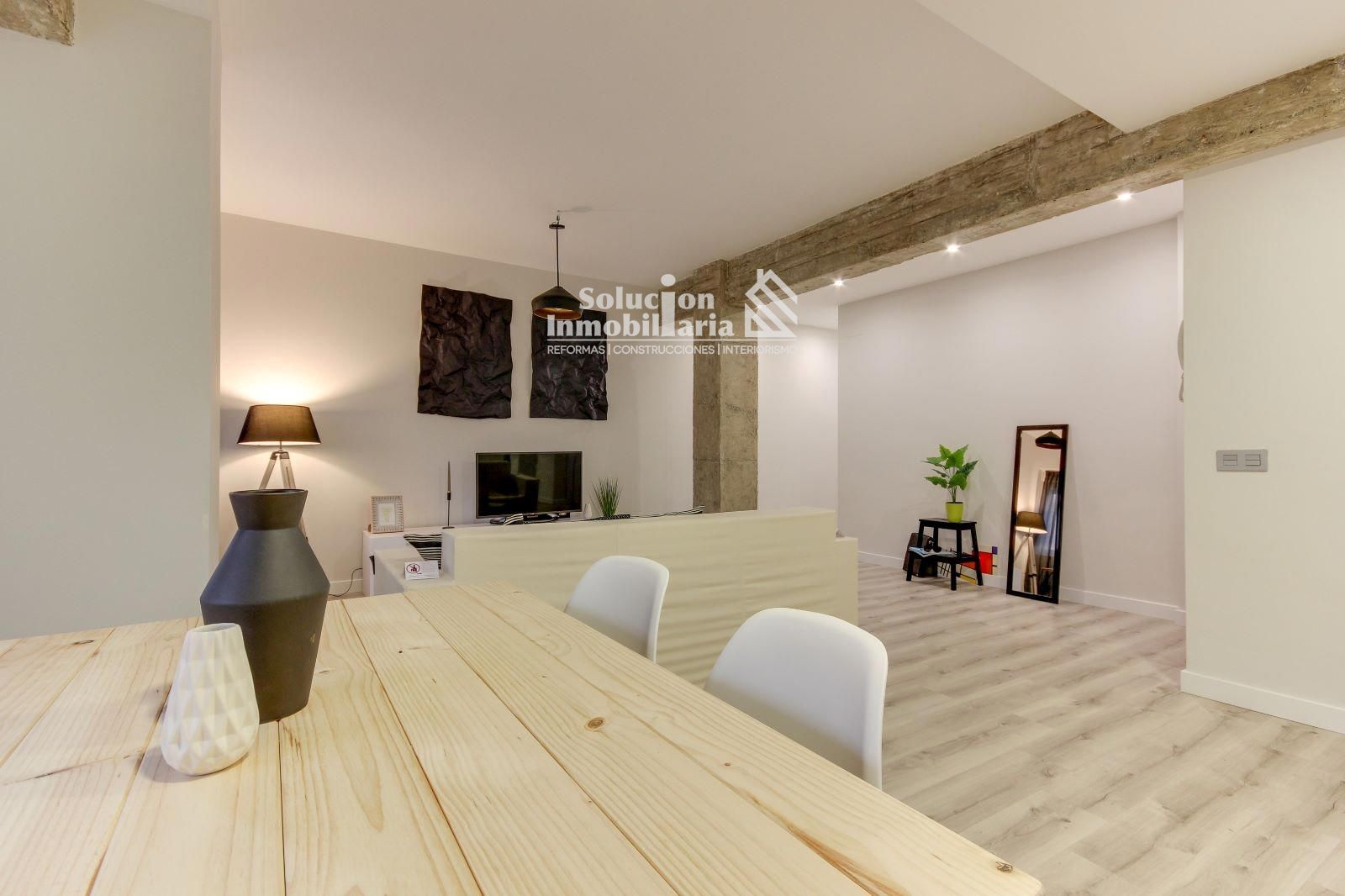 ÚNICA CASA CON REFORMA PREMIUN Y ALTAS CALIDADES EN EL BARRIO DE LA VEGA - Foto 4