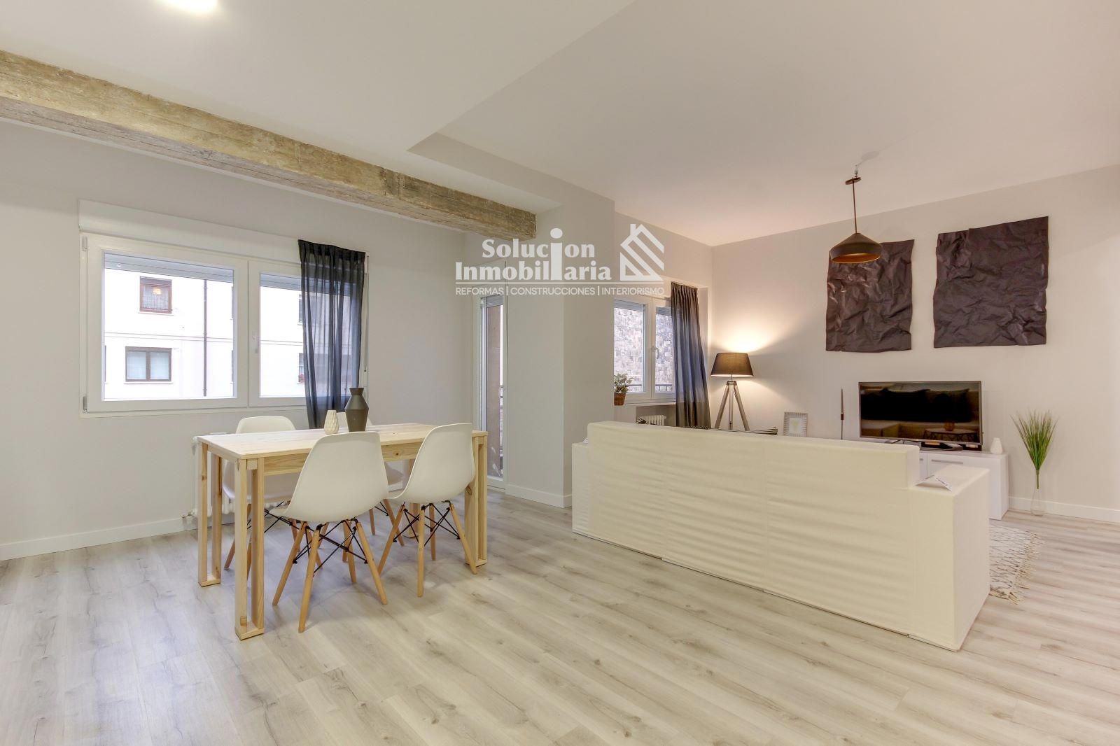 ÚNICA CASA CON REFORMA PREMIUN Y ALTAS CALIDADES EN EL BARRIO DE LA VEGA - Foto 5