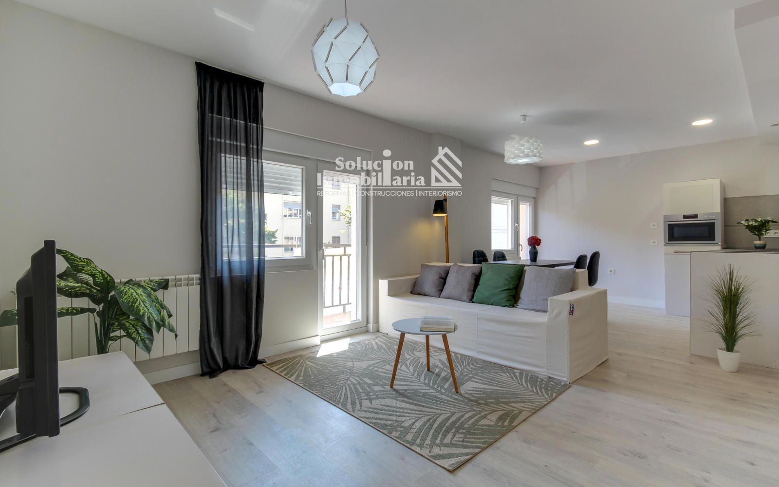 🏡 Piso totalmente reformado con calidades premium en Avenida de Portugal - Foto 2