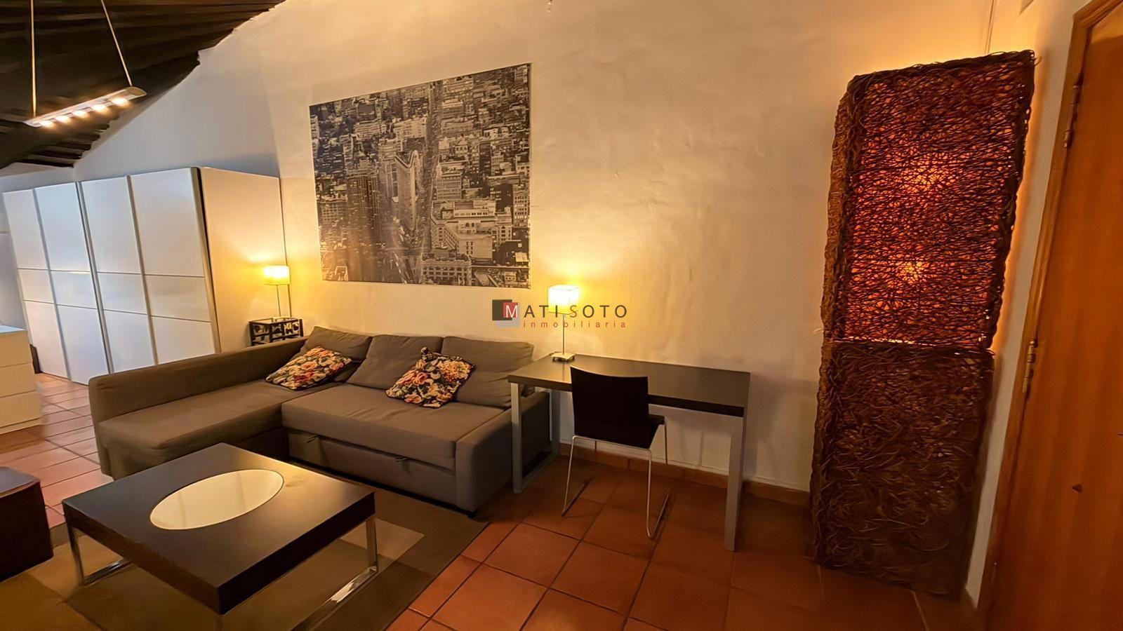 Loft en alquiler Valencia. Ref: 1573. Inmobiliaria Mati Soto