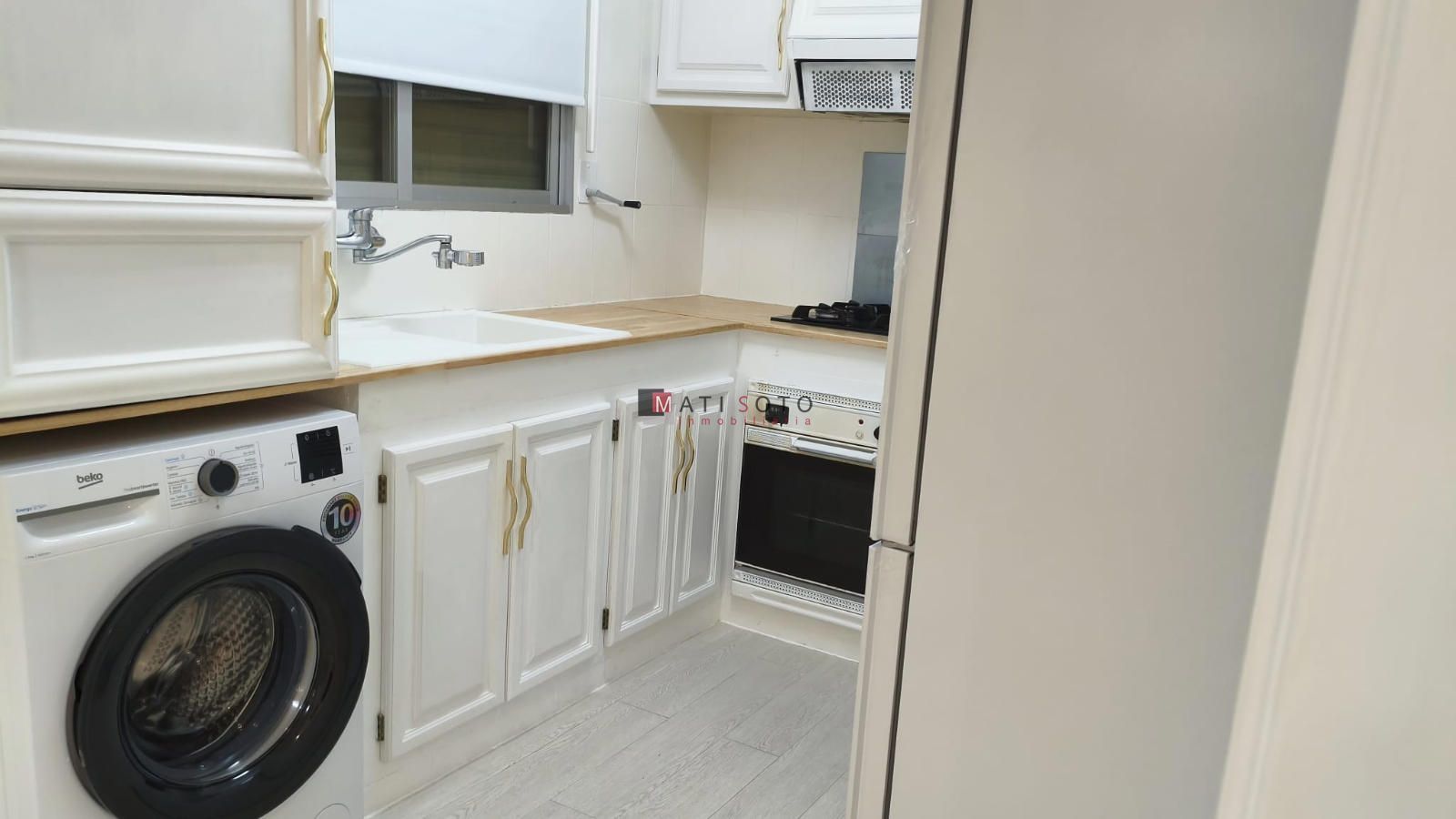 Cocina - Piso en  Alquiler Carlet, Calle Dr Amalio Vanaclocha.
