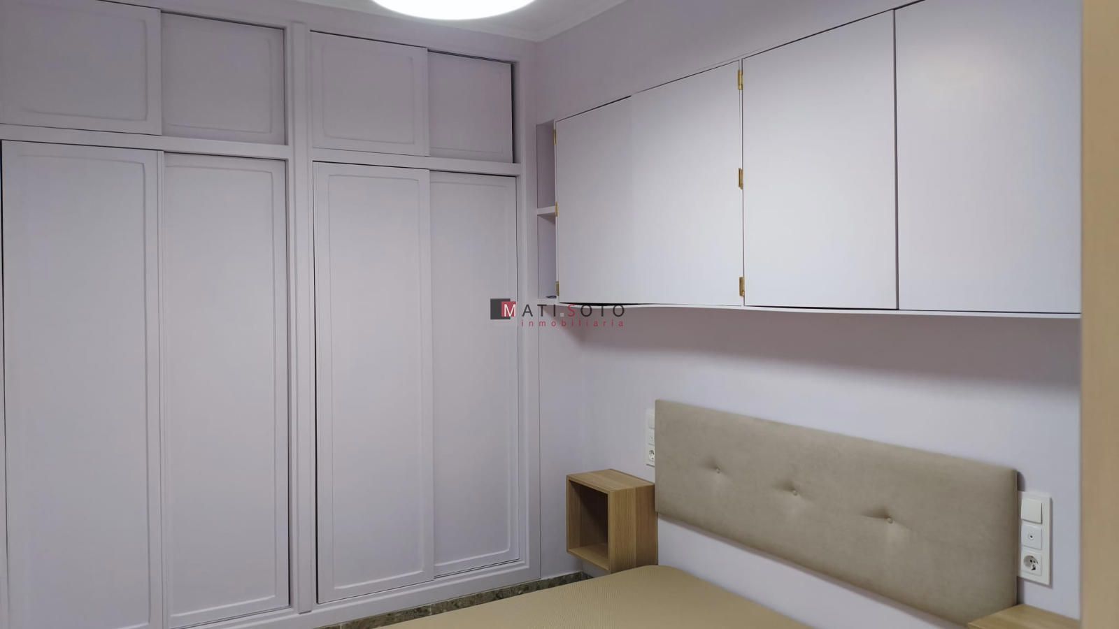 Habitación - Piso en  Alquiler Carlet, Calle Dr Amalio Vanaclocha.