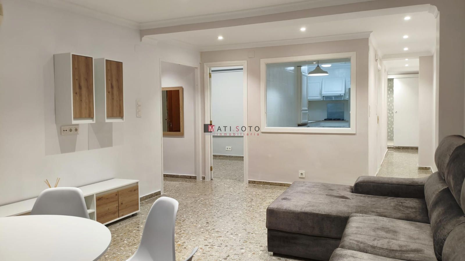 Salón Comedor - Piso en  Alquiler Carlet, Calle Dr Amalio Vanaclocha.
