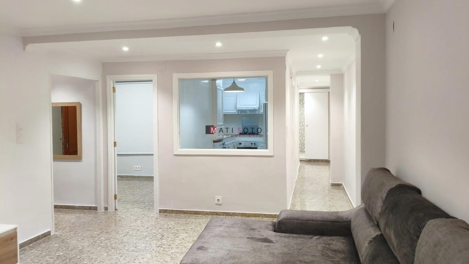 Salón - Piso en  Alquiler Carlet, Calle Dr Amalio Vanaclocha.
