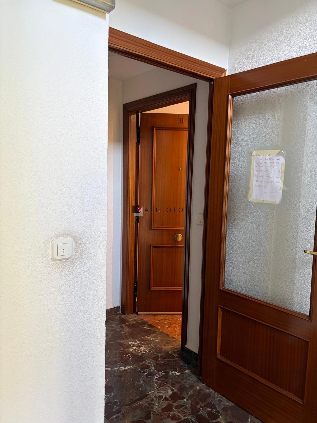 AMPLIO PISO DE 4 HABITACIONES CON GARAJE EN AVENIDA TRES CRUCES! - Foto 21
