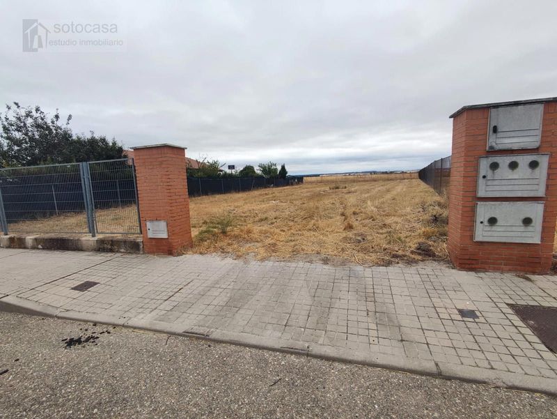 Parcela en venta Aldeamayor de San Martin, Valladolid. Ref: 2742. SOTOCASA INMOBILIARIA