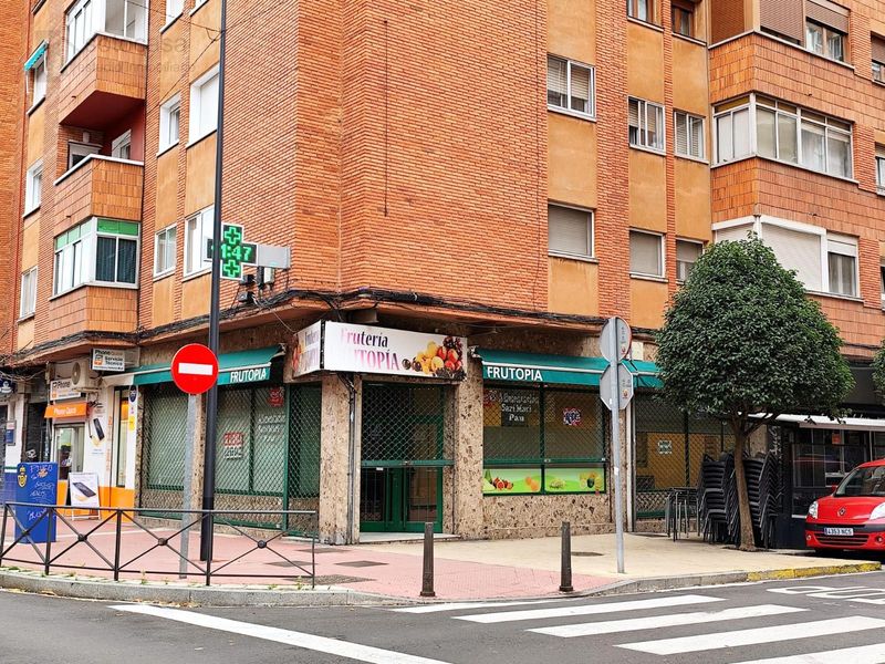 Local Comercial en venta y alquiler Valladolid. Ref: 2773. SOTOCASA INMOBILIARIA