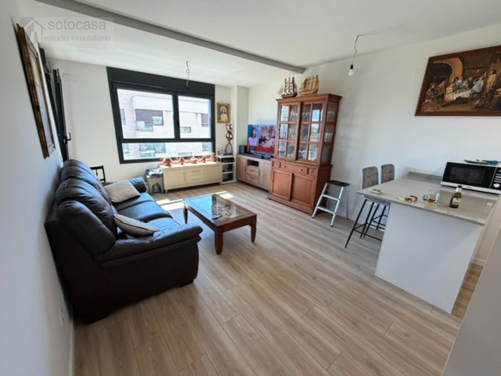 OBRA NUEVA. CASI A ESTRENAR. 2 DORM. Y 2 BAÑOS. GARAJE. PISCINA. TRASTERO. TERRAZA.
