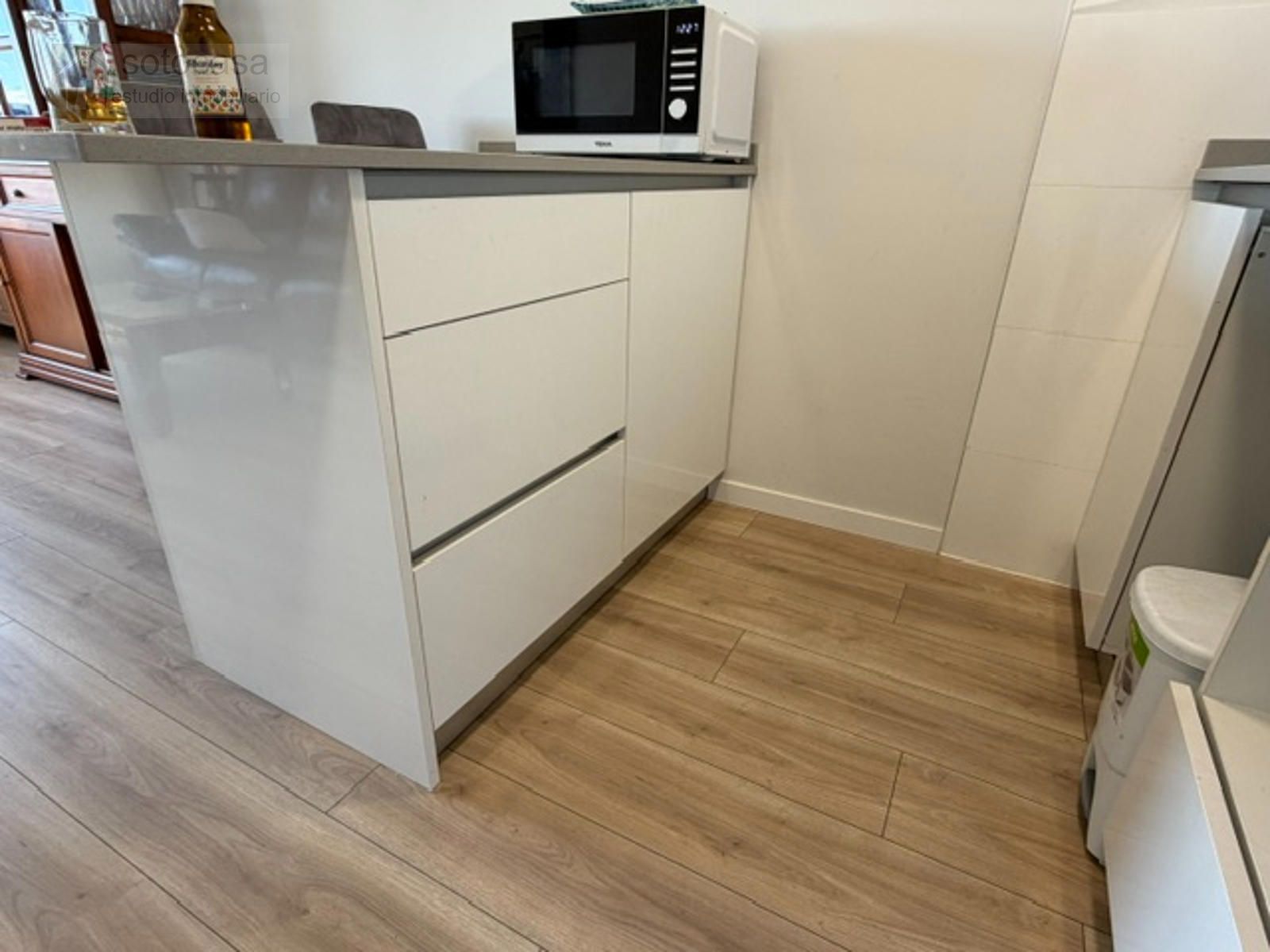 OBRA NUEVA. CASI A ESTRENAR. 2 DORM. Y 2 BAÑOS. GARAJE. PISCINA. TRASTERO. TERRAZA.