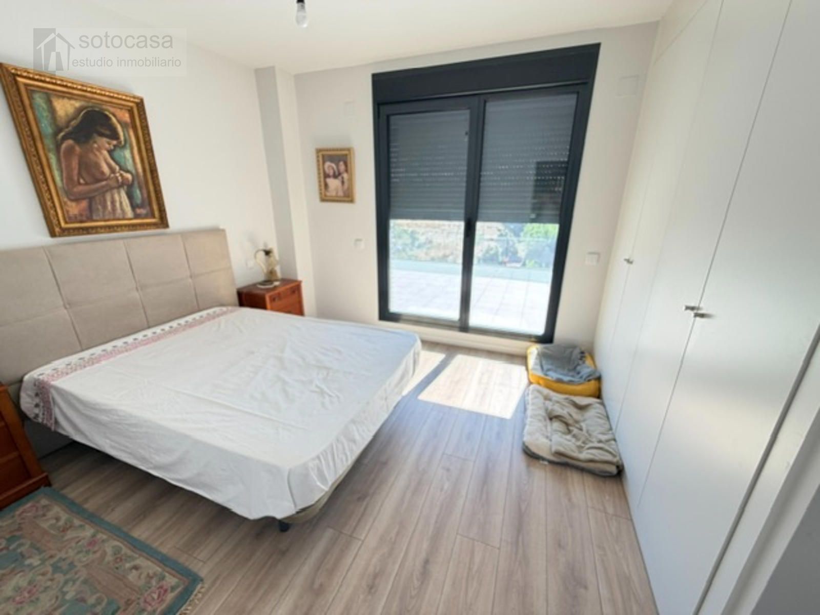 OBRA NUEVA. CASI A ESTRENAR. 2 DORM. Y 2 BAÑOS. GARAJE. PISCINA. TRASTERO. TERRAZA.