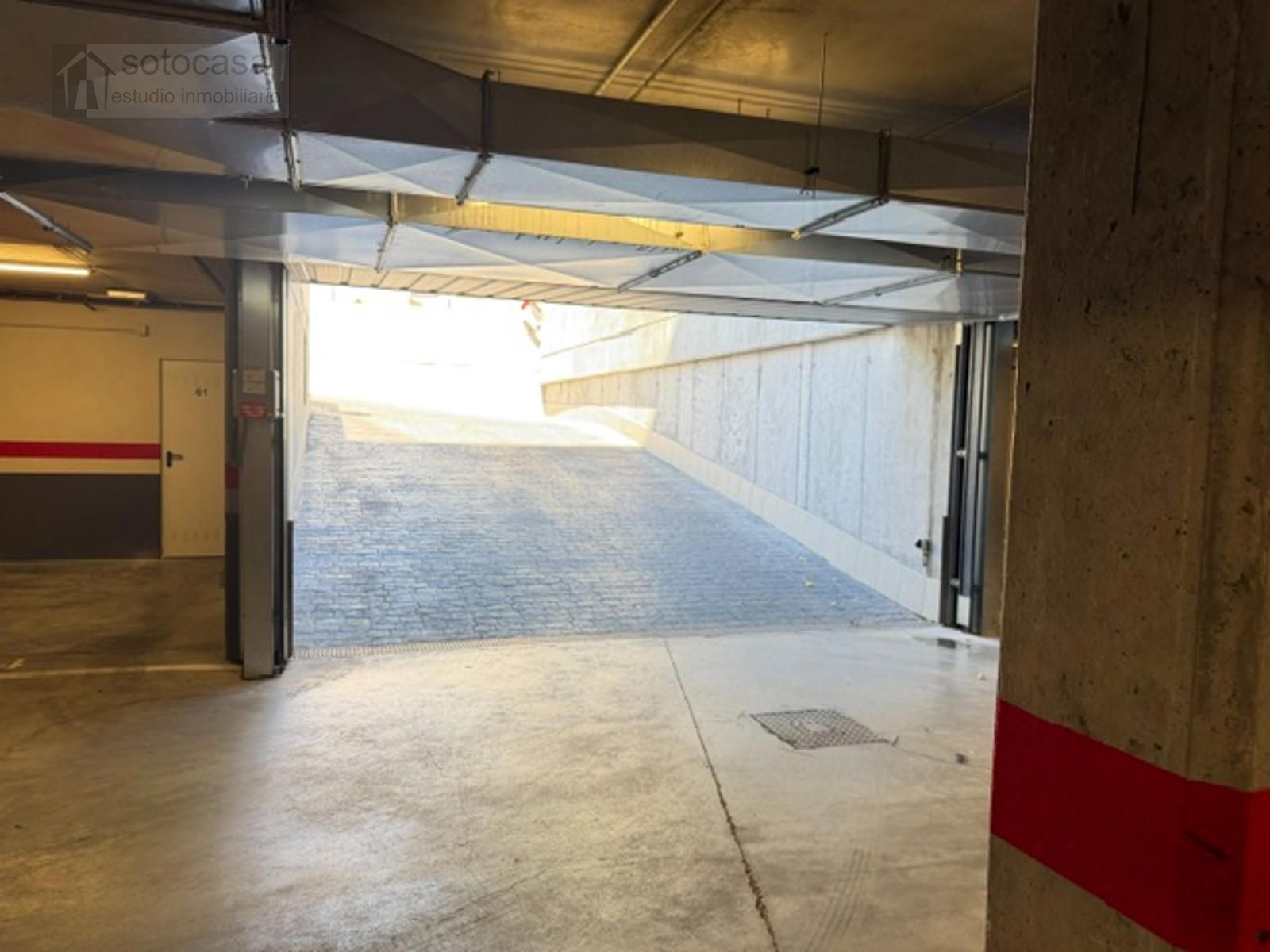 OBRA NUEVA. CASI A ESTRENAR. 2 DORM. Y 2 BAÑOS. GARAJE. PISCINA. TRASTERO. TERRAZA.