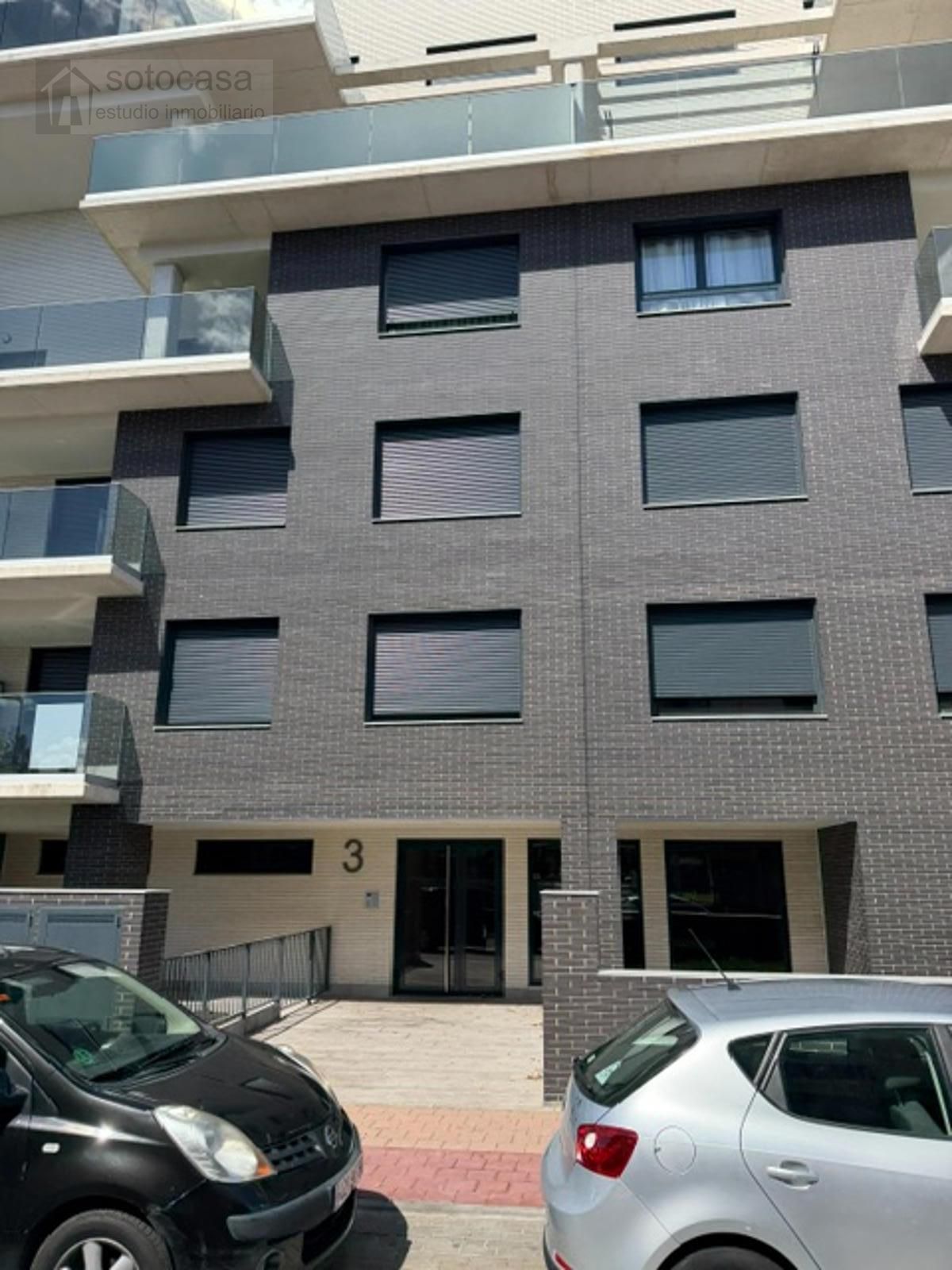 OBRA NUEVA. CASI A ESTRENAR. 2 DORM. Y 2 BAÑOS. GARAJE. PISCINA. TRASTERO. TERRAZA.