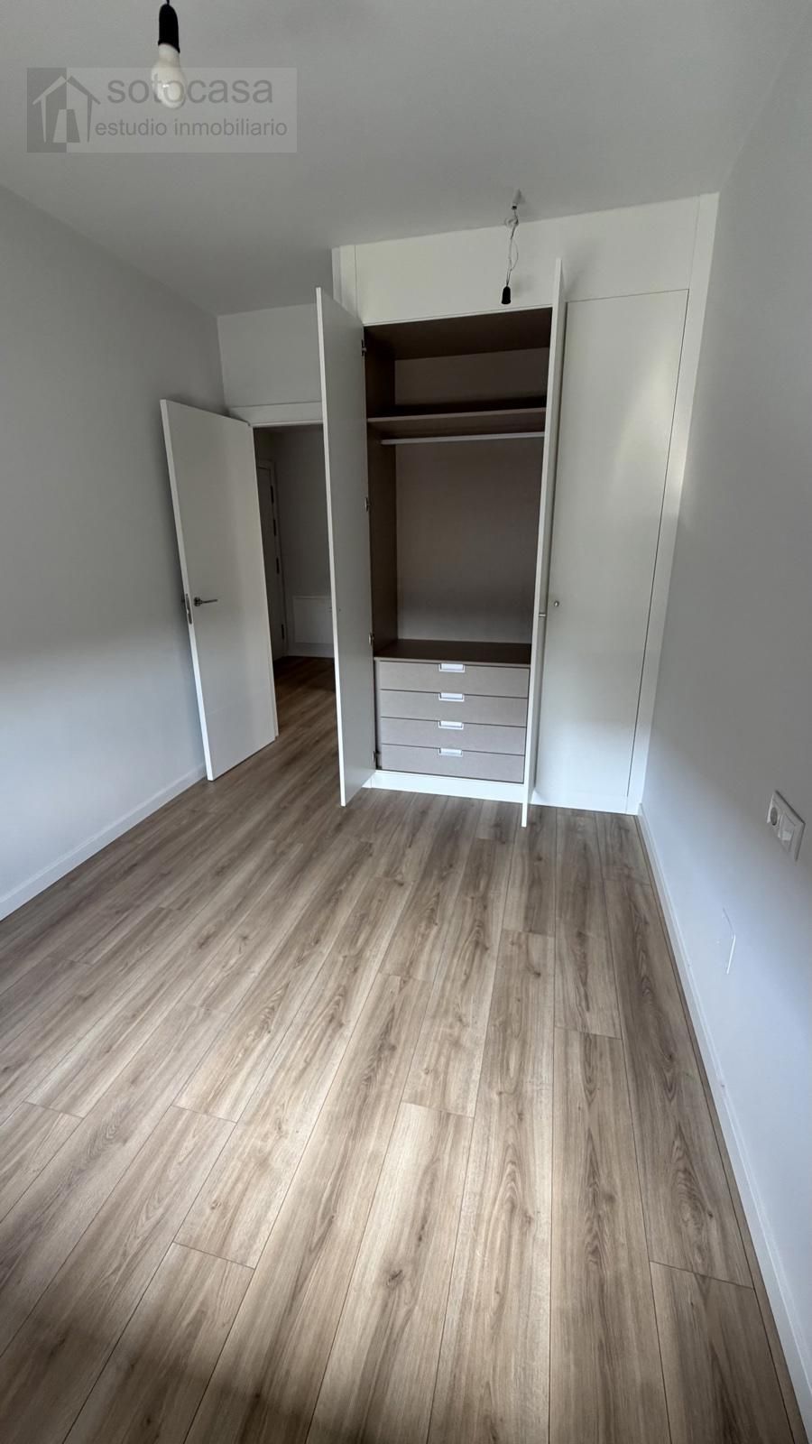 OBRA NUEVA. CASI A ESTRENAR. 2 DORM. Y 2 BAÑOS. GARAJE. PISCINA. TRASTERO. TERRAZA. - Foto 32