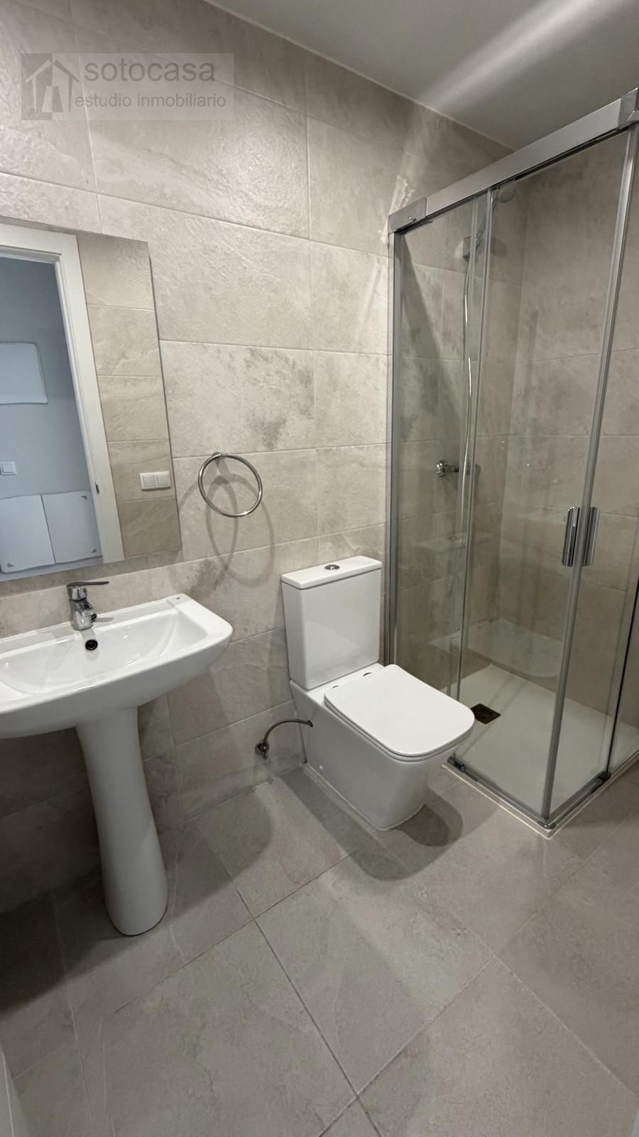 OBRA NUEVA. CASI A ESTRENAR. 2 DORM. Y 2 BAÑOS. GARAJE. PISCINA. TRASTERO. TERRAZA. - Foto 36