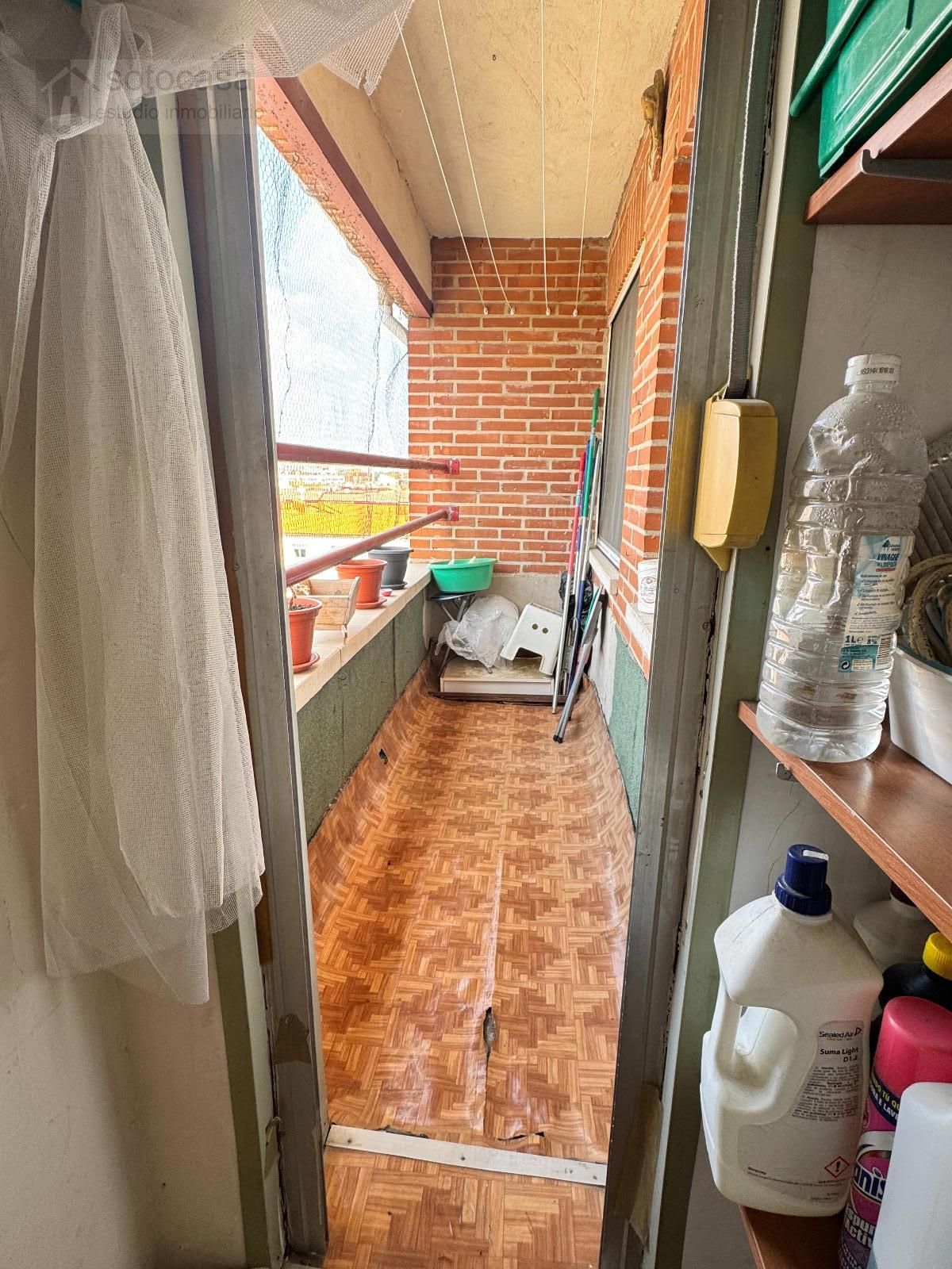 PISO + GARAJE DE 3 DORM Y 1 BAÑO. PASEO DEL CAUCE. - Foto 2