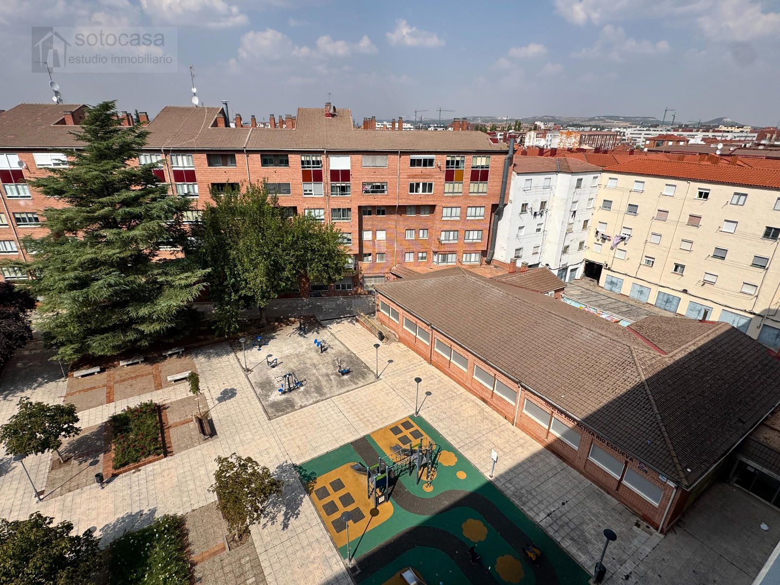 PISO + GARAJE DE 3 DORM Y 1 BAÑO. PASEO DEL CAUCE. - Foto 3