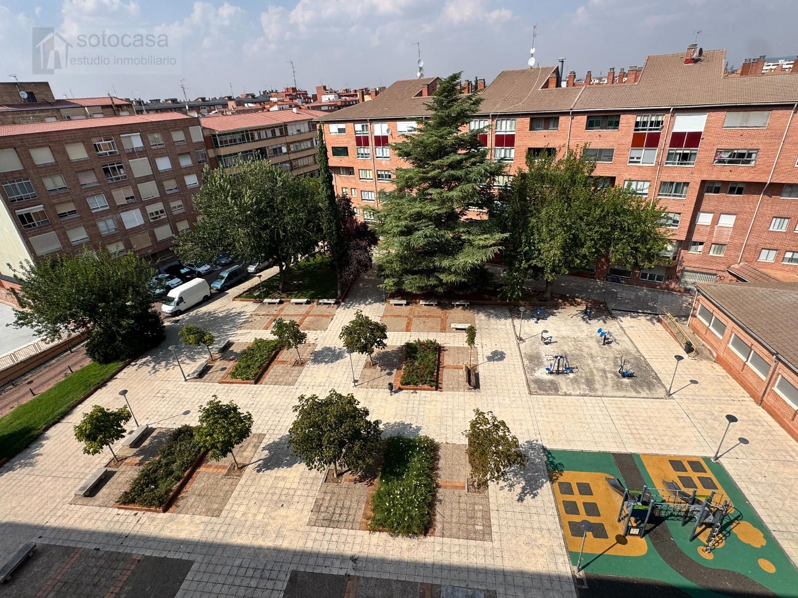PISO + GARAJE DE 3 DORM Y 1 BAÑO. PASEO DEL CAUCE. - Foto 4