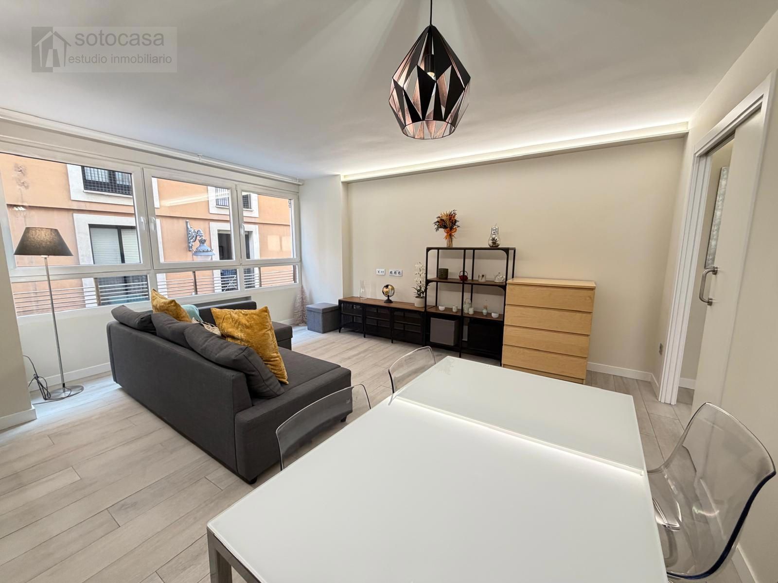 VIVIENDA EN CENTRO REFORMADA CON VISTAS A PLAZA DE LOS ARCES - Foto 7