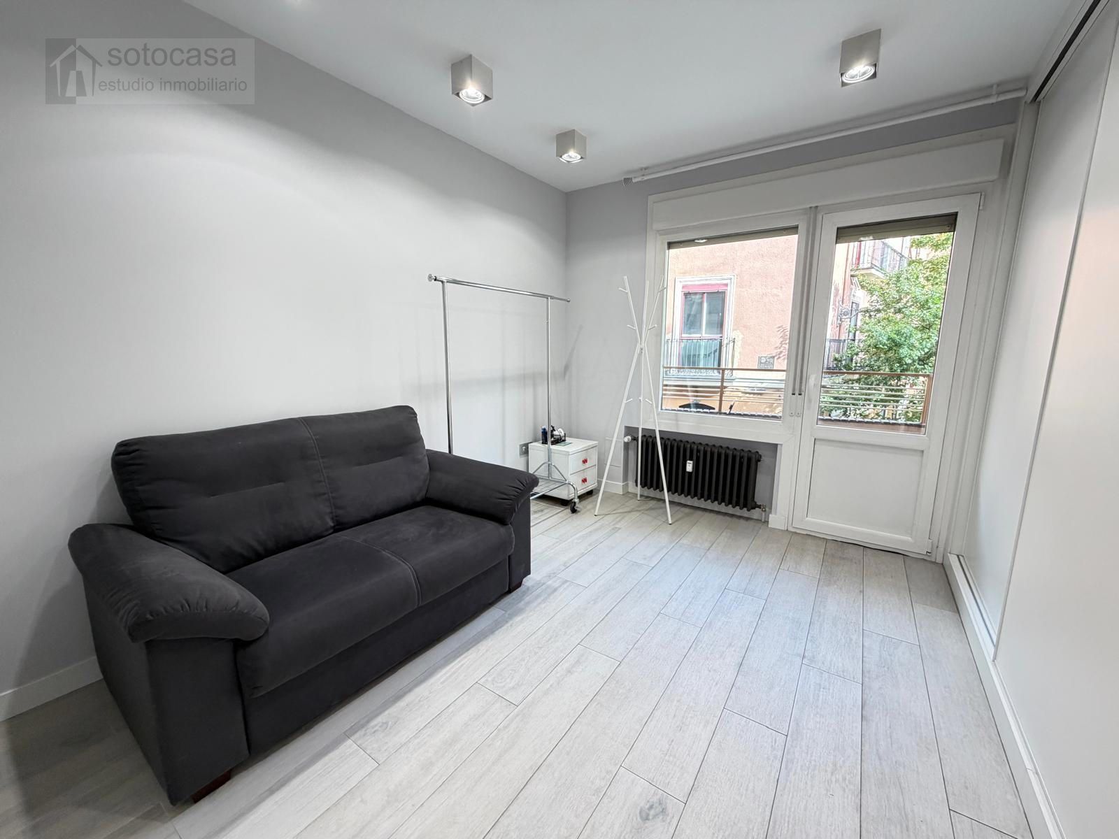 VIVIENDA EN CENTRO REFORMADA CON VISTAS A PLAZA DE LOS ARCES - Foto 13