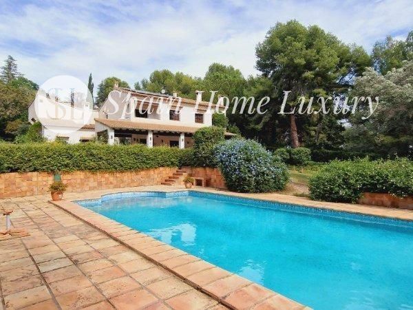 отдельная вилла на продажу Chiva, Valencia. Ref: 1102. Spain Home Luxury