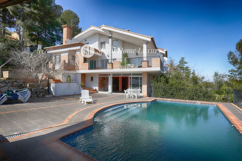 Chalet Independiente en venta Alzira, Valencia. Ref: 2745. Spain Home Luxury