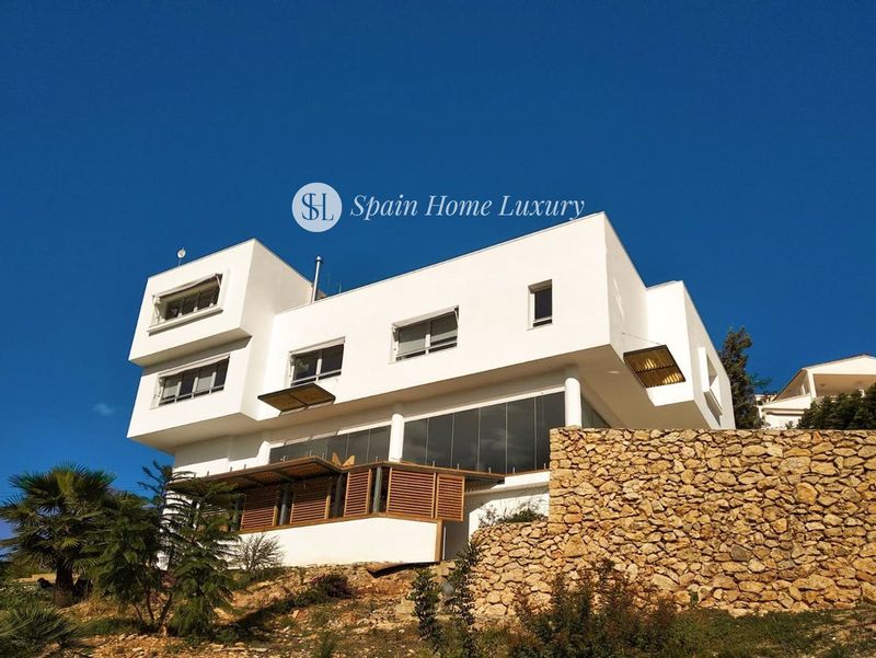 Chalet Independiente en venta Gandia, Valencia. Ref: 2773. Spain Home Luxury