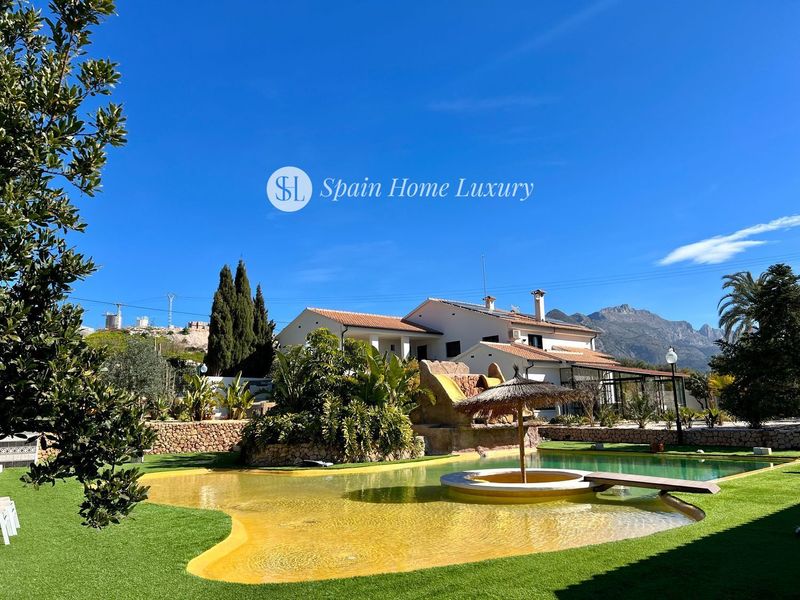 Chalet Independiente en venta Callosa d